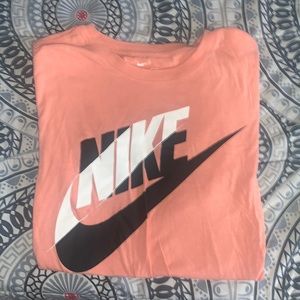 nike t-shirt.